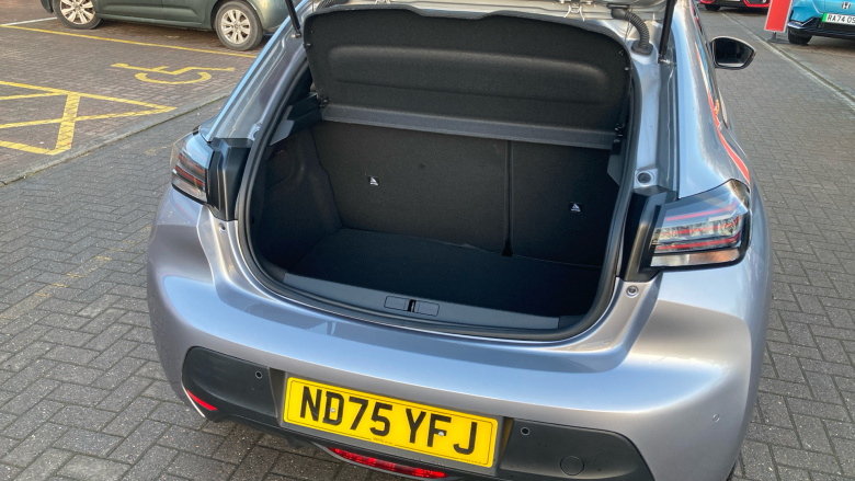 Peugeot 208 1.2 PureTech 100 Style 5dr Petrol Hatchback